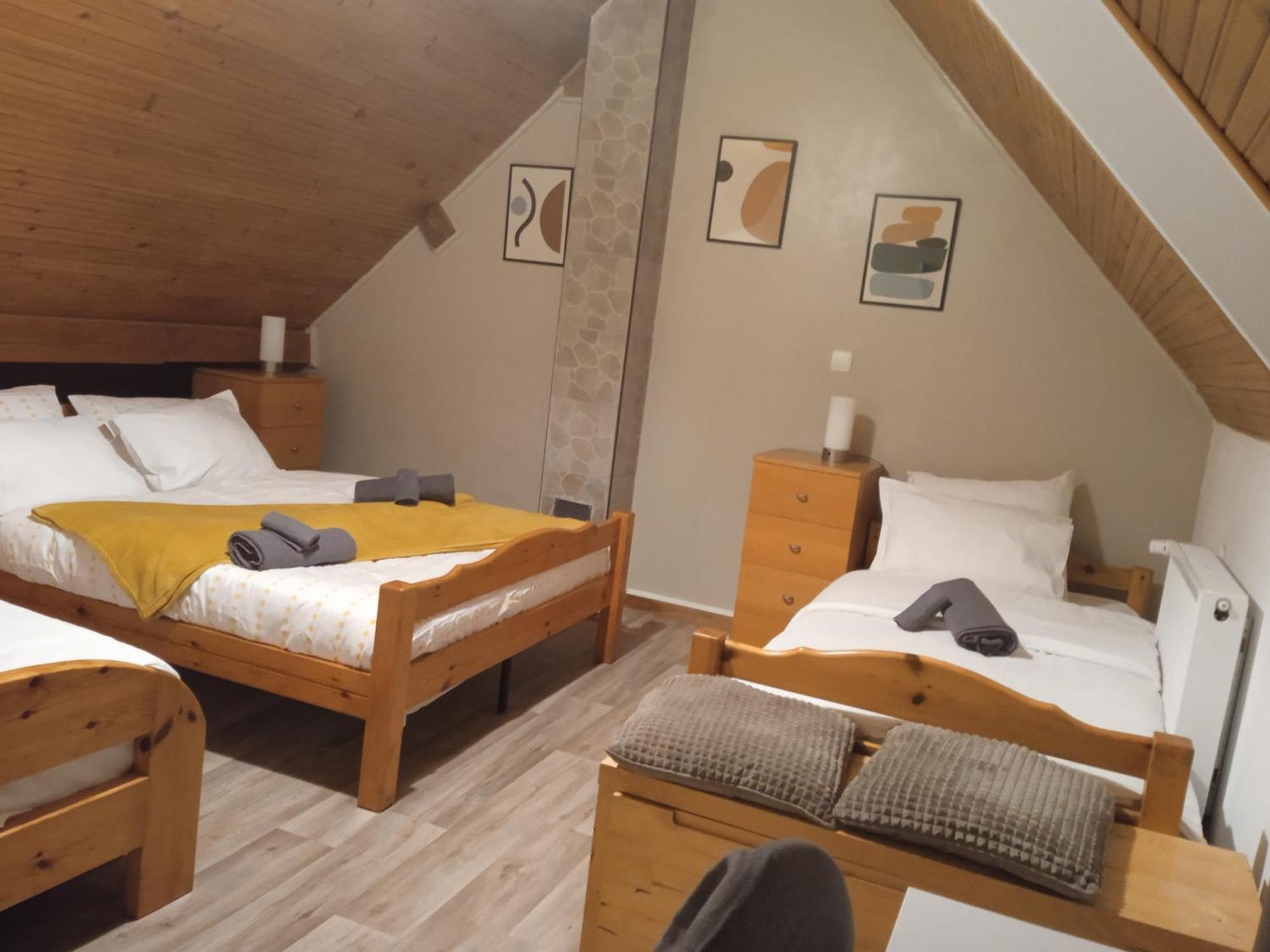 Maison De Vacances Sol & Piper Gombergean Екстериор снимка